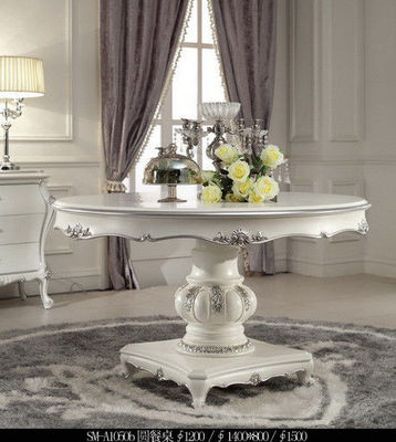 1400mm Vintage Dining Table And Chairs Solid Wood For Villa Restaurant